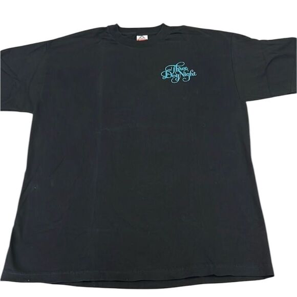 NWOT vintage authentic Three Dog Night autographed band shirt size XL - Picture 1 of 11